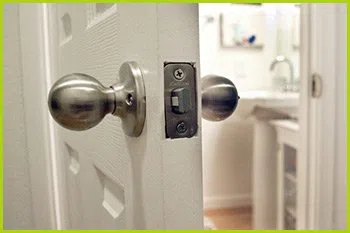Expert Locksmith Services Monroe Township, NJ 732-416-4762 - 14-unlock-door